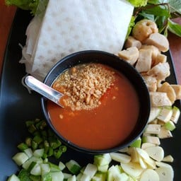 เตี๋ยวกะตำ By'Pond สาขาโครงการ M ร่มเกล้า 2