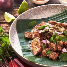 น้ำตกหมู