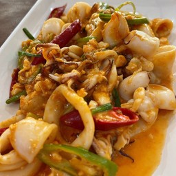 หมึกผัดไข่เค็ม