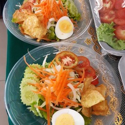 สลัดแขก