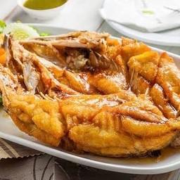 ปลากระพงทอดน้ำปลา