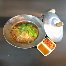กุ้งอบวุ้นเส้น