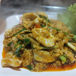 ทะเลผัดผงกะหรี่