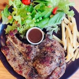 ไฉไล คาเฟ่