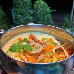 ไข่ตุ๋นหม้อไฟทะเล