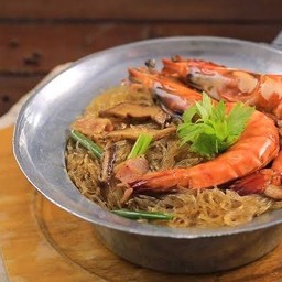 กุ้งอบวุ้นเส้น
