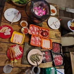 เตาถ่าน บุฟเฟ่ต์ ปิ้งย่าง นวมินทร์