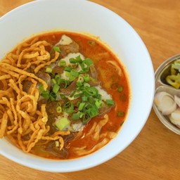 ข้าวซอยเนื้อ