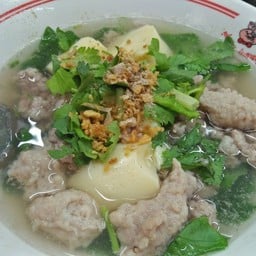 แกงจืดเต้าหู้หมูสับ