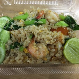 ข้าวผัดกุ้ง   ปลาหมึก