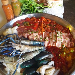 หมูกระทะชุดใหญ่