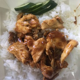 ข้าวหมูกระเทียม