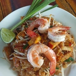 ผัดไทยกุ้งสด