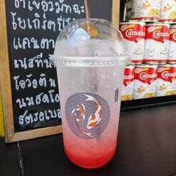 สตรอว์เบอร์รีโซดา