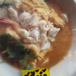 สุกี้ กุ้งผสมปู