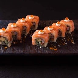 แซลมอนโรล (SALMON ROLL)