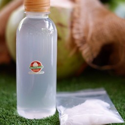 wมะพร้าวน้ำหอมสด เฉาะใส่ขวด พร้อมแยกเนื้อ (Fresh Coconut Water - To go by bottle)