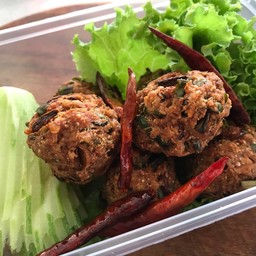 ลาบหมูทอด