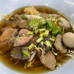 เกาเหลาเนื้อน้ำใส(ลูกชิ้นเมืองทอง)