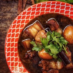 ไข่พะโล้