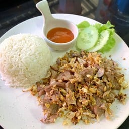 ข้าวหมูทอดกระเทียม