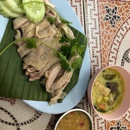 ข้าวมันไก่นายอาร์ต ฝั่งหมิ่น