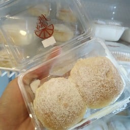 ขนมปังไส้นมสด (s)