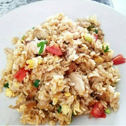 กระเพราข้าวหอม