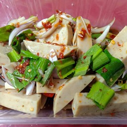 ยำหมูยอ