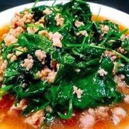 ตำลึงผัดหมูสับ