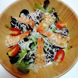สลัดกุ้งย่าง