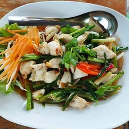 เนื้อกรรเชียงปูผัดต้นหอม