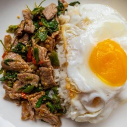 กะเพรากินเนื้อ