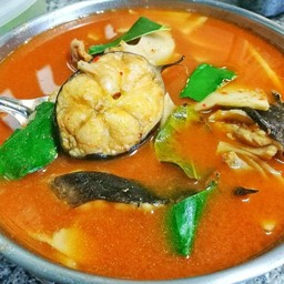 แกงส้มปลาดุกทะเล