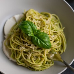 สปาเก็ตตี้ อัล เพสโต