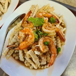 ยอดมะพร้าวผัดกุ้ง