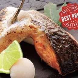 2213.SALMON KAMA SHIOYAKI Grilled Salmon Collar with Salt หัวปลาแซลมอลย่างเกลือ