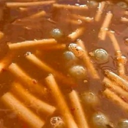 แกงส้มไข่ปลาเรียวเซียว