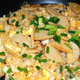 ข้าวผัดหมูยอ