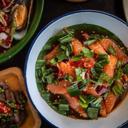 ยำแซลม่อน