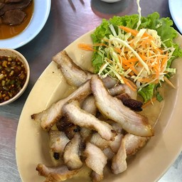 คอหมูย่าง