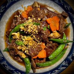 เนื้อผัดน้ำมันหอย(กับข้าว)