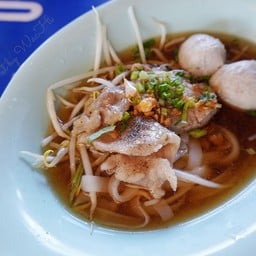 ก๋วยเตี๋ยวบ้านหม้อ