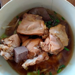 เกาเหลาไก่ตุ๋น