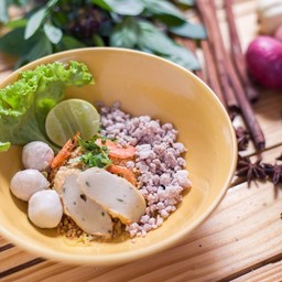 ก๋วยเตี๋ยวแห้งต้มยำพิเศษ