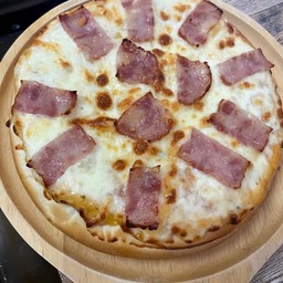 พิซซ่าหน้าเบคอนชีส M