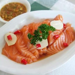 ครัวตั๊กแตนตั้ม