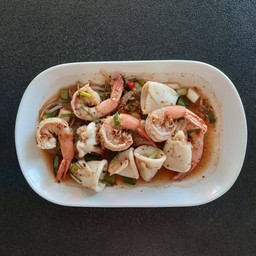 ลาบทะเล กุ้งหมึก