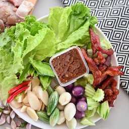 หมูเเดดเดียวจิ้มปลาร้าสับ