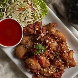 ไก่ทอดกระเทียมพริกไทย